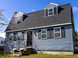 41 Hill St, Leominster, MA 01453