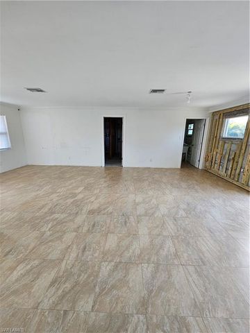 2825 E Cypress AVE, Fort Myers, FL 33905