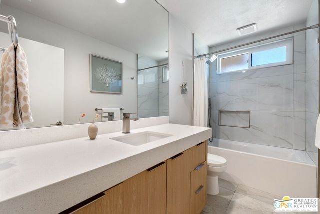 48726 Sageflower Lane, Palm Desert, CA 92260