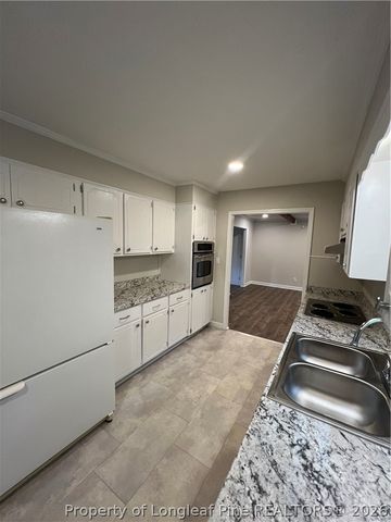 804 Briarcliff Road, Lumberton, NC 28358