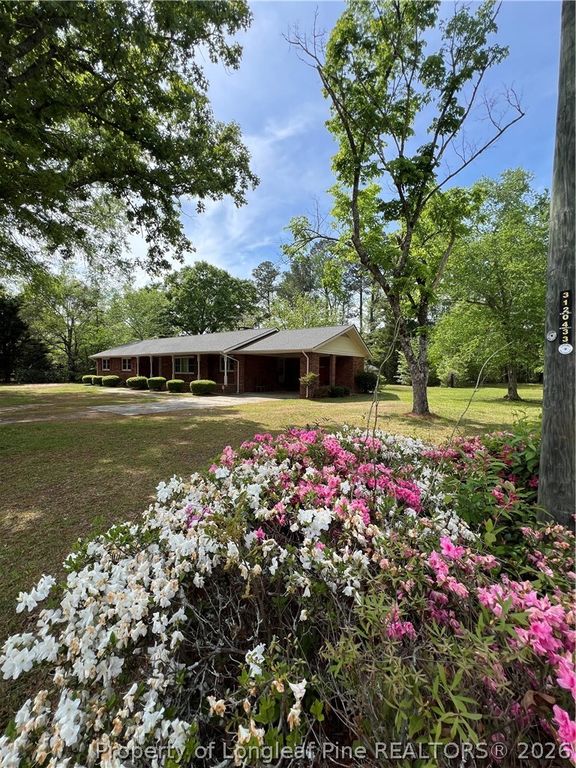 804 Briarcliff Road, Lumberton, NC 28358
