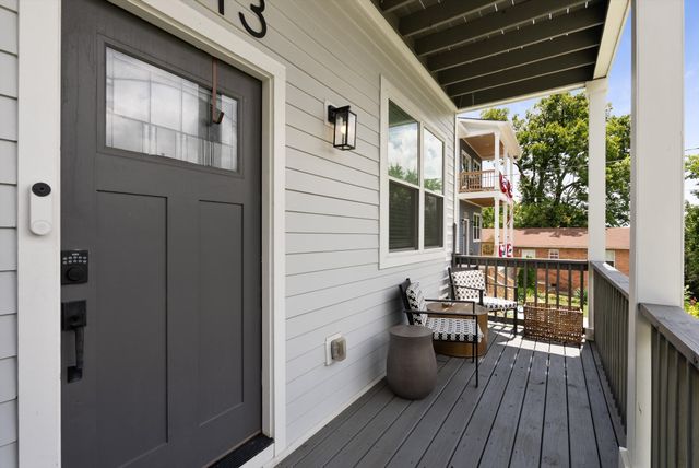 2313 Ilolo St, Nashville, TN 37207