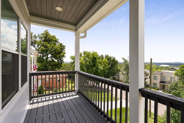 2313 Ilolo St, Nashville, TN 37207