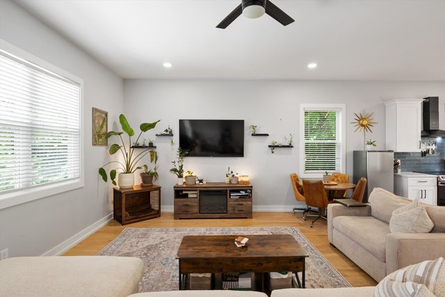 2313 Ilolo St, Nashville, TN 37207
