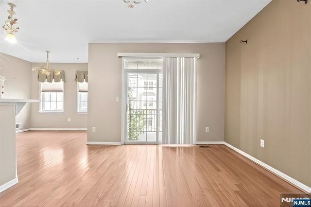 159 George Russell Way 311, Clifton, NJ 07013
