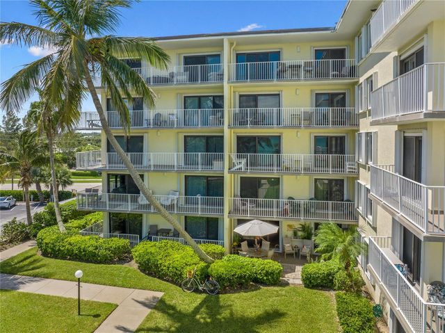 4450 Highway A1a 102, Vero Beach, FL 32963
