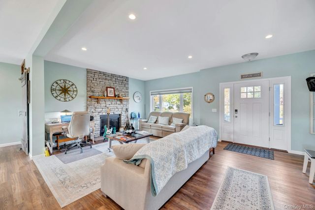 2280 Deep Hole Drive, Mattituck, NY 11952