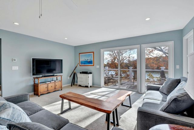 2280 Deep Hole Drive, Mattituck, NY 11952