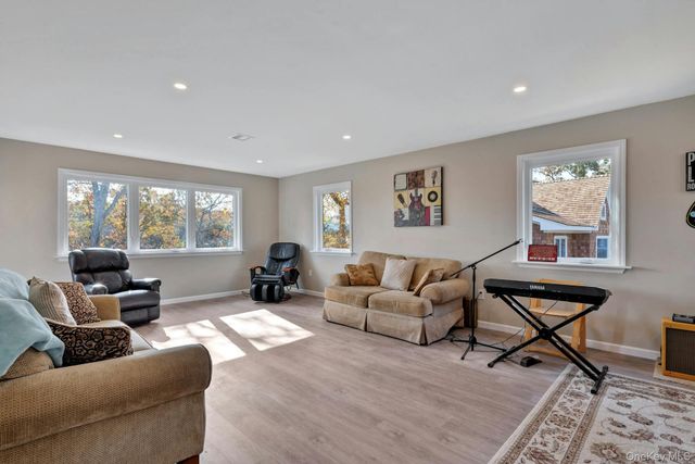 2280 Deep Hole Drive, Mattituck, NY 11952