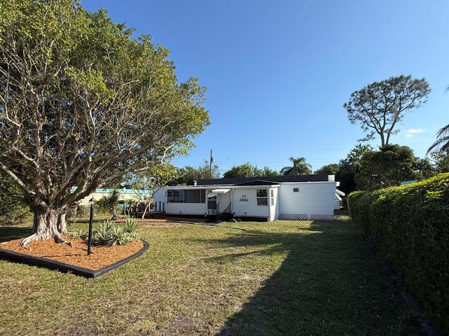 2662 SE Janet Street, Stuart, FL 34997