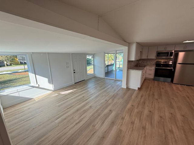 2662 SE Janet Street, Stuart, FL 34997