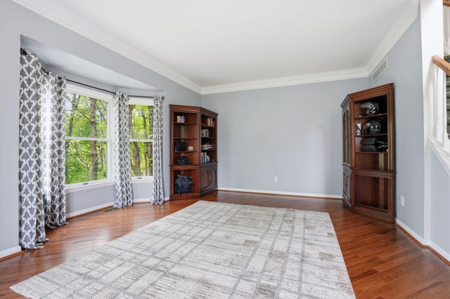 1410 WINDSOR DR, Warrington, PA 18976