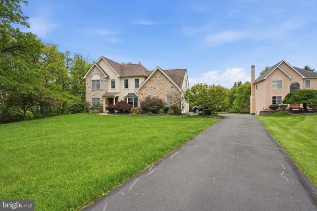 1410 WINDSOR DR, Warrington, PA 18976
