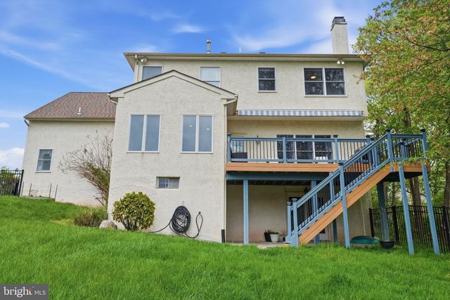 1410 WINDSOR DR, Warrington, PA 18976