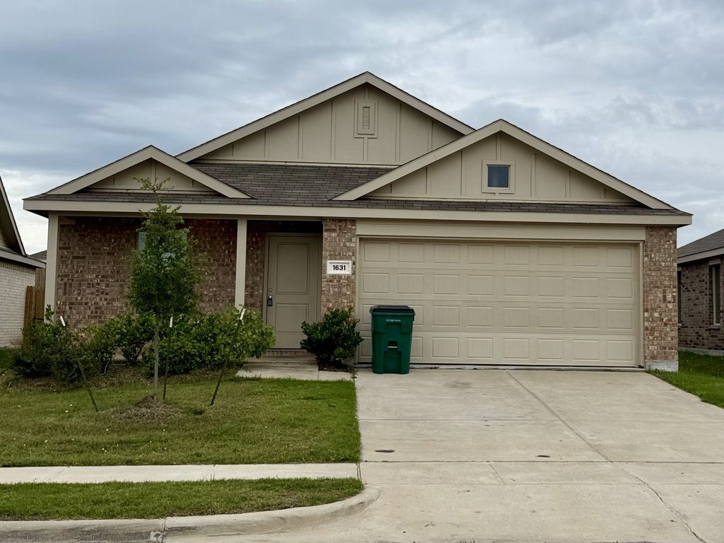 1631 Rosy Finch Drive, Forney, TX 75126