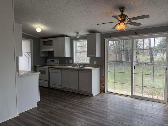 515 S Oak Street, Paoli, IN 47454