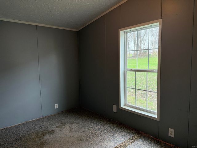 515 S Oak Street, Paoli, IN 47454