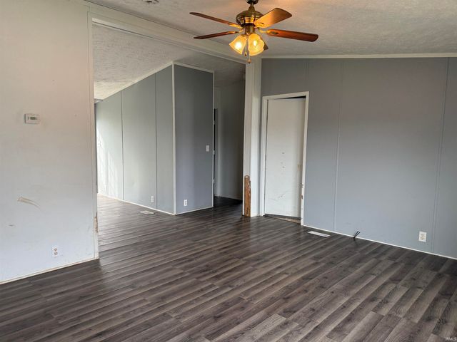 515 S Oak Street, Paoli, IN 47454