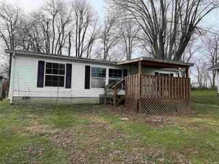 515 S Oak Street, Paoli, IN 47454