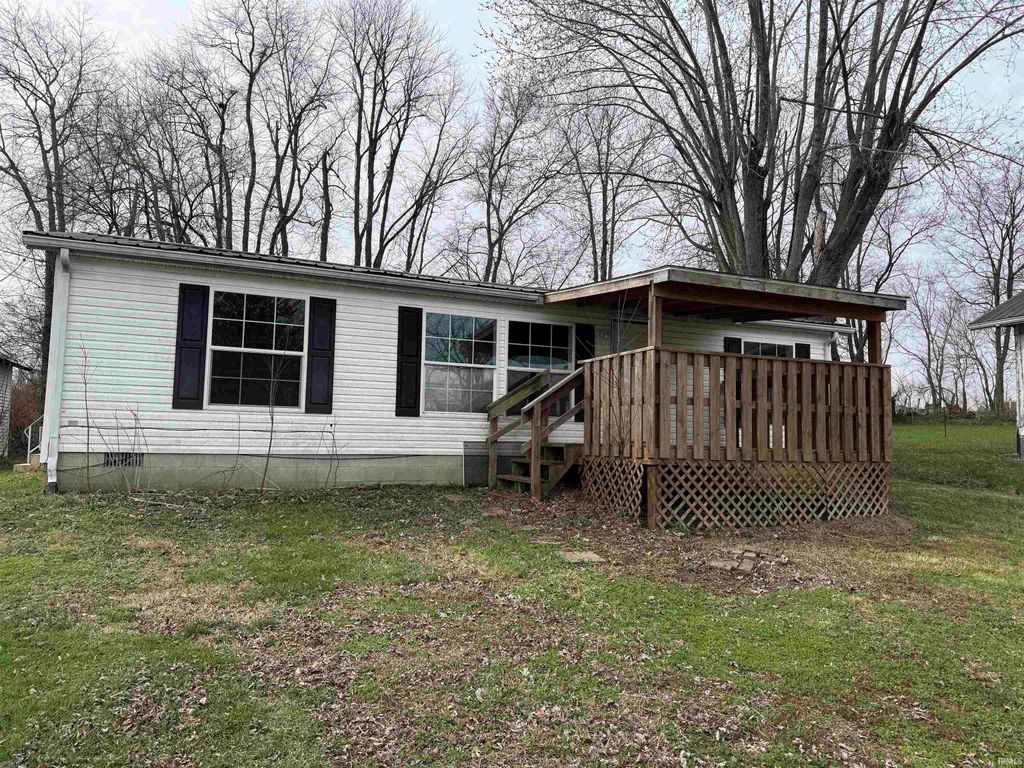 515 S Oak Street, Paoli, IN 47454