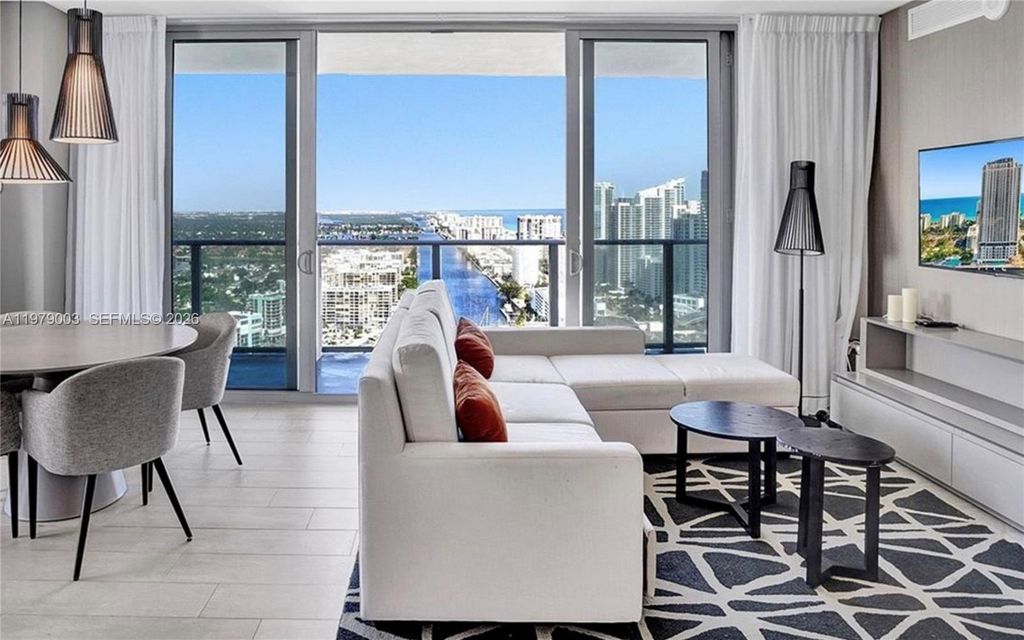 4010 S Ocean Drive R1402, Hollywood, FL 33019