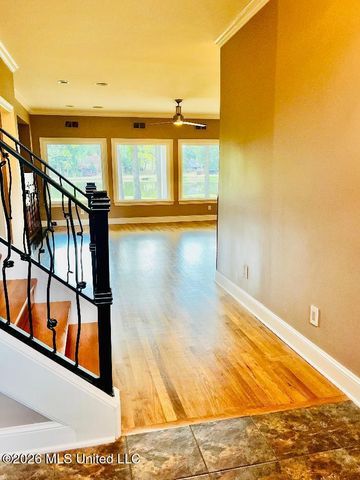 1720 Stonehedge Drive, Southaven, MS 38671