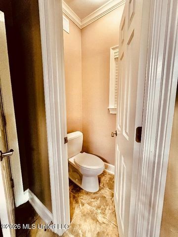 1720 Stonehedge Drive, Southaven, MS 38671