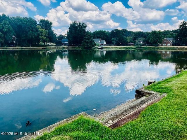 1720 Stonehedge Drive, Southaven, MS 38671