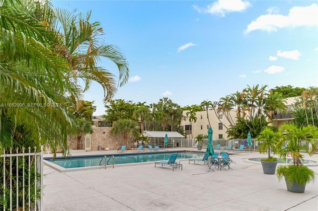 20301 NE 30th Avenue 308-5, Aventura, FL 33180