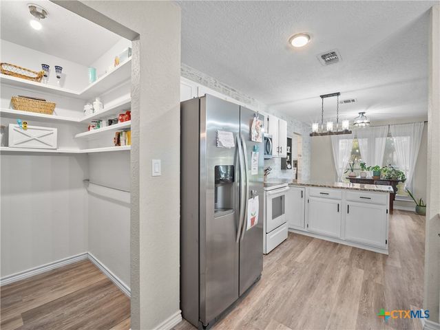 3620 Chestnut Court, Schertz, TX 78108