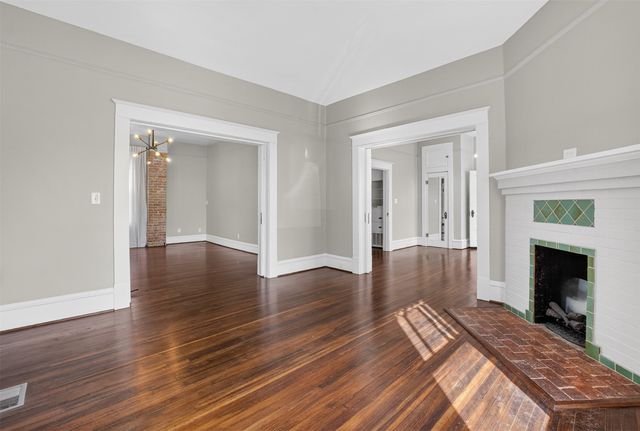 1630 Mistletoe Boulevard A, Fort Worth, TX 76104