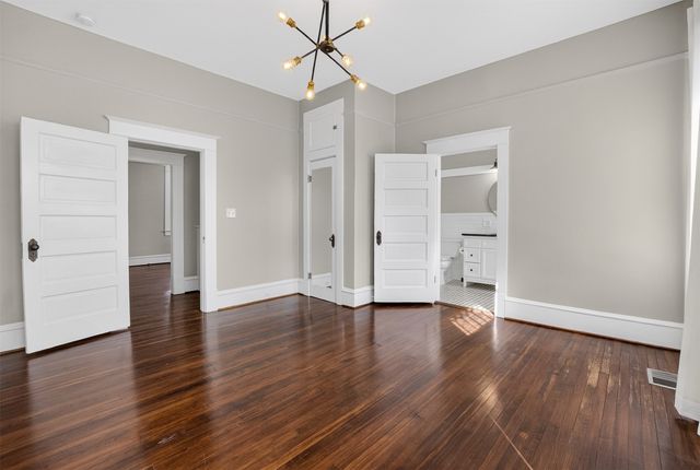 1630 Mistletoe Boulevard A, Fort Worth, TX 76104