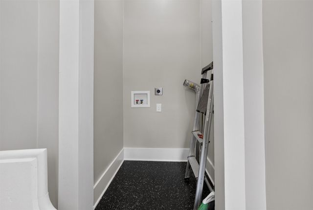 1630 Mistletoe Boulevard A, Fort Worth, TX 76104