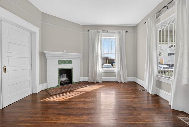 1630 Mistletoe Boulevard A, Fort Worth, TX 76104