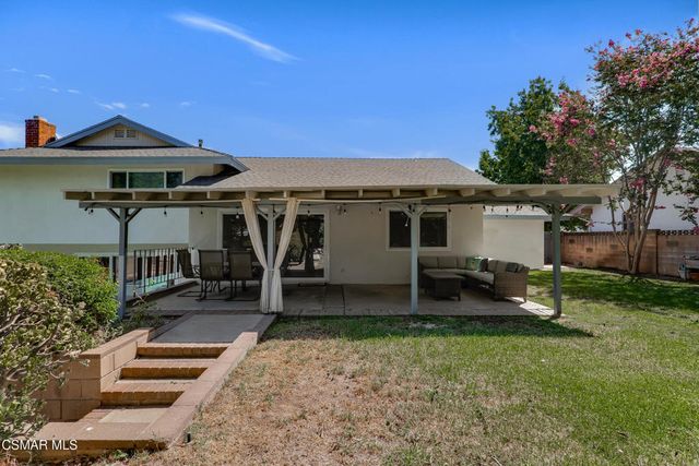 1041 Balsamo Avenue, Simi Valley, CA 93065