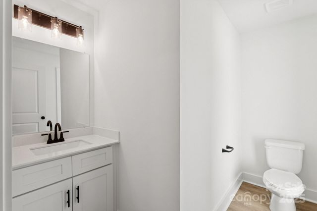 828 N Main Street, Mount Pleasant, NC 28124