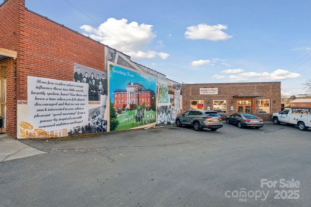 828 N Main Street, Mount Pleasant, NC 28124