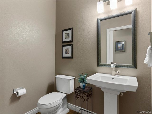 8444 Quartz Cir, Arvada, CO 80007