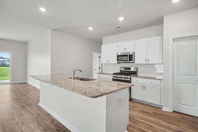 723 Joywood Dr., Longs, SC 29568