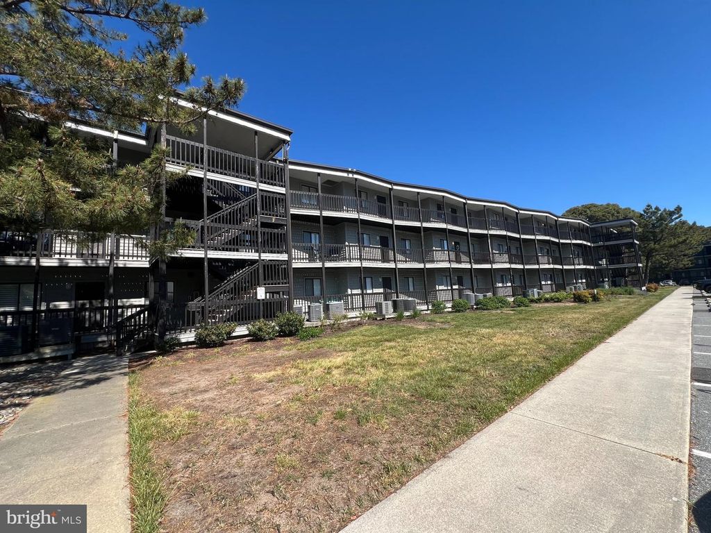 Image 1 of property listing at 119 OLD LANDING RD #102F5, Ocean City, MD 21842