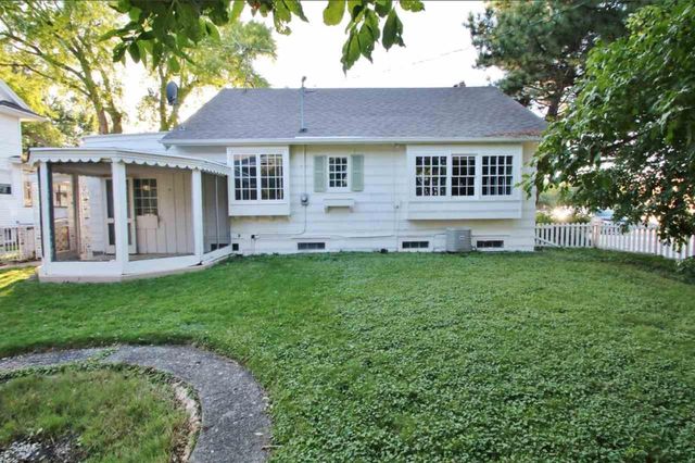 605 S CLAY STREET, Green Bay, WI 54301