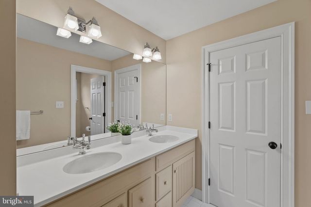 100 WATER MILL LN, Media, PA 19063
