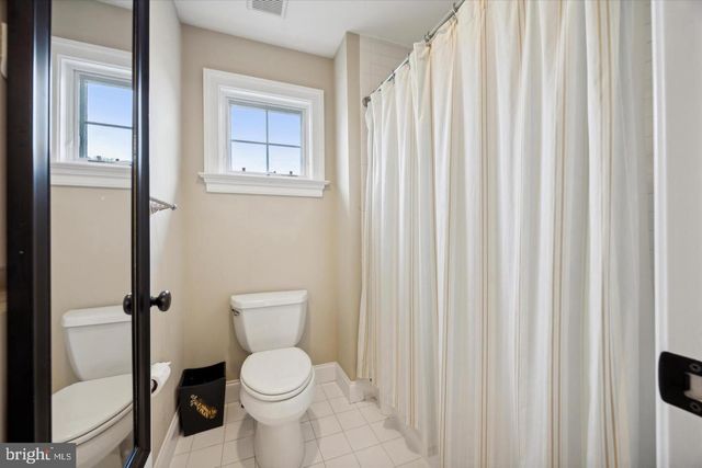100 WATER MILL LN, Media, PA 19063