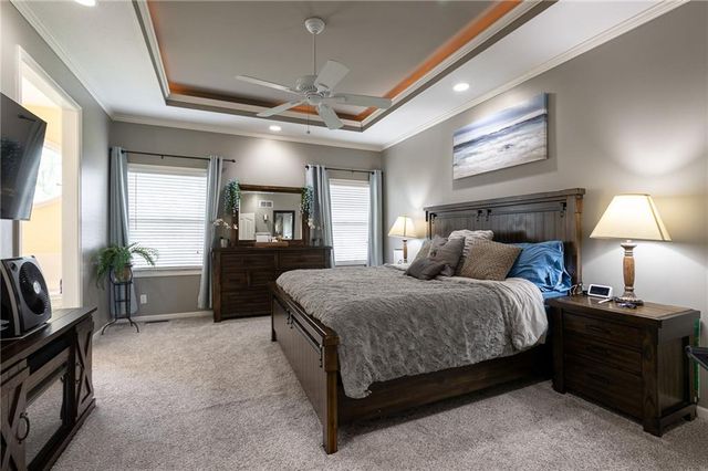 2664 W Whitney Street, Olathe, KS 66061
