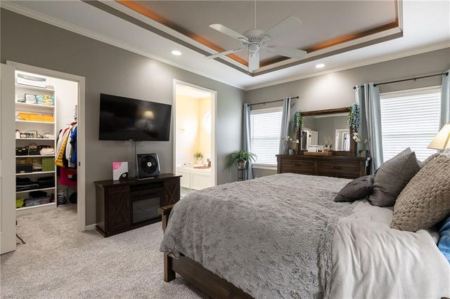 2664 W Whitney Street, Olathe, KS 66061