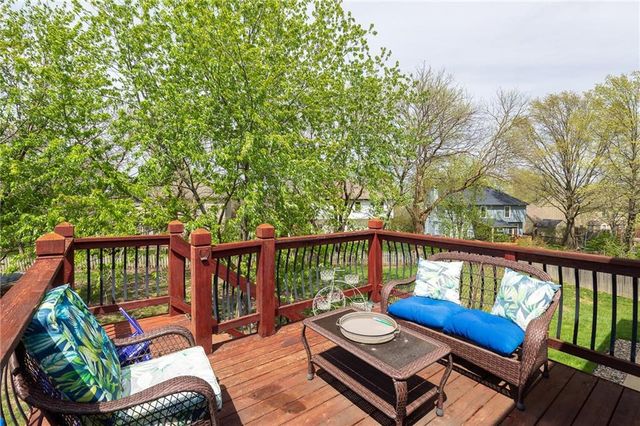 2664 W Whitney Street, Olathe, KS 66061