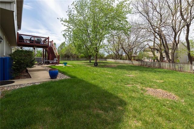2664 W Whitney Street, Olathe, KS 66061