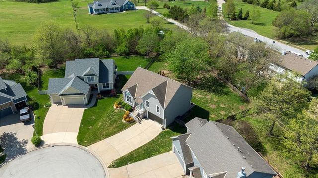 2664 W Whitney Street, Olathe, KS 66061