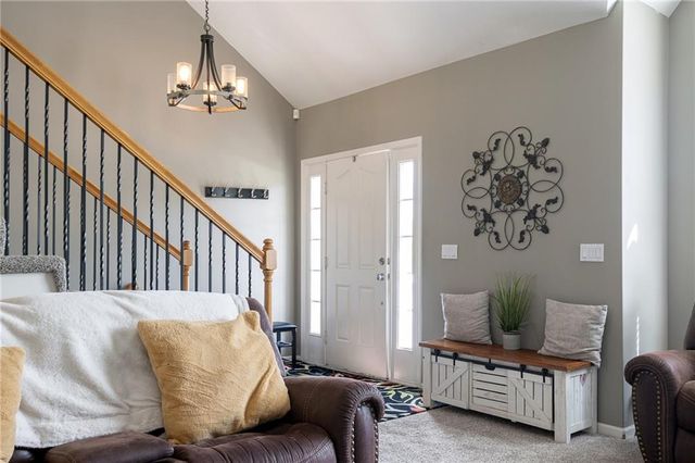 2664 W Whitney Street, Olathe, KS 66061