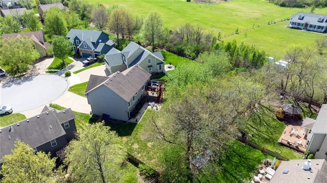2664 W Whitney Street, Olathe, KS 66061